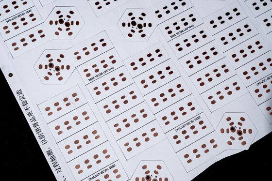 Bảng mạch in linh hoạt hai lớp chống cháy cấp V0 dày 0,25mm cho chiếu sáng LED